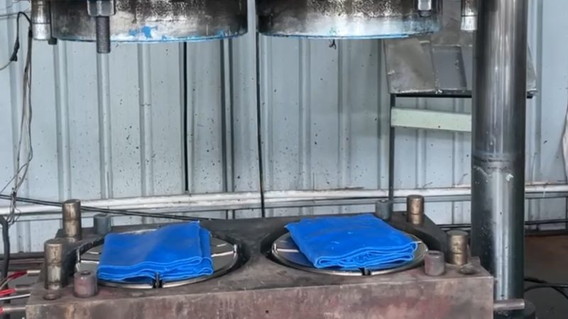 食品级硅胶模具：选购中的关键考量**