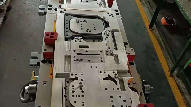 成都汽车模具厂家：如何选择合适的合作伙伴**